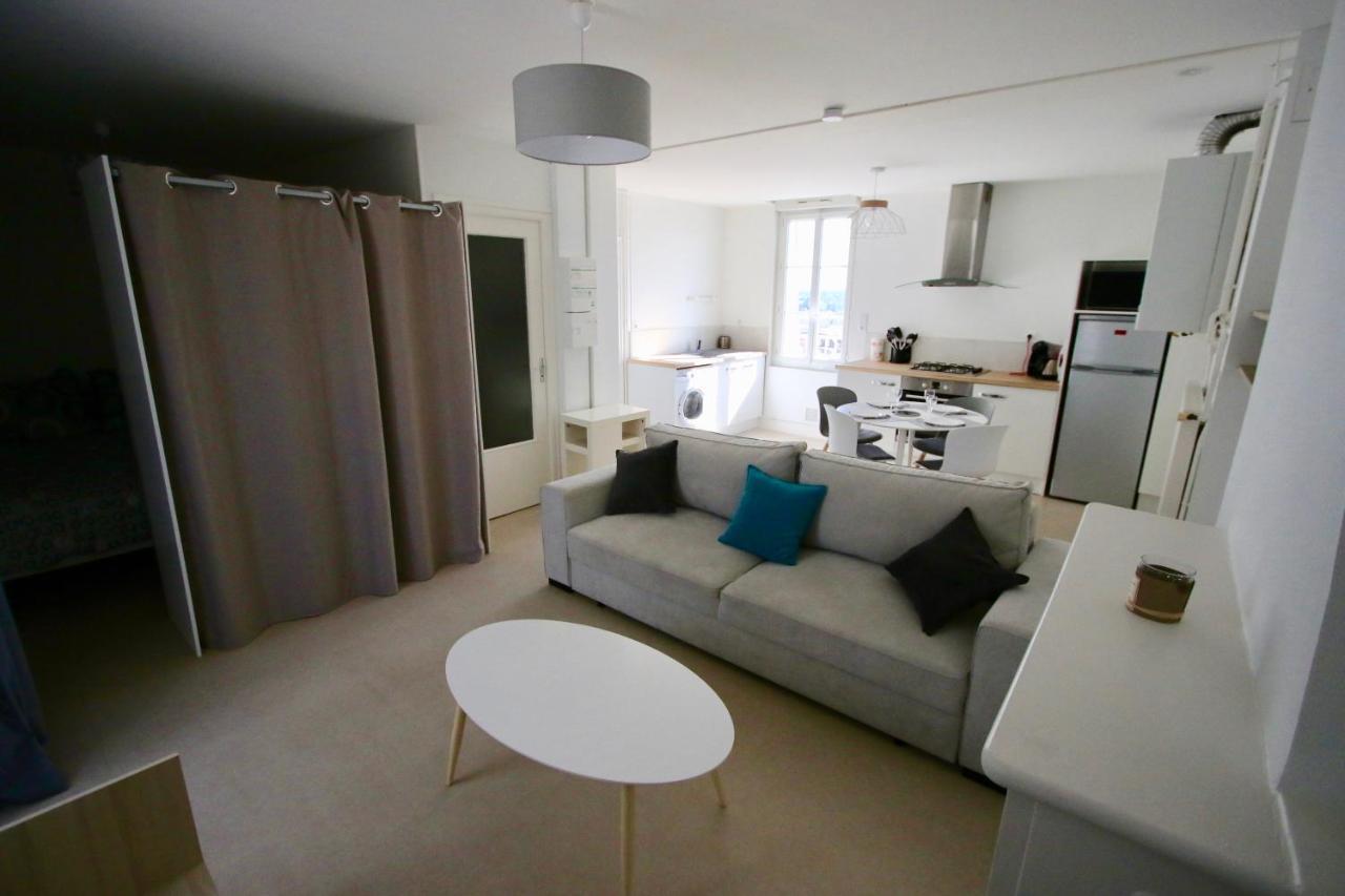 Pipon Apartment ฟูแฌร์ ภายนอก รูปภาพ